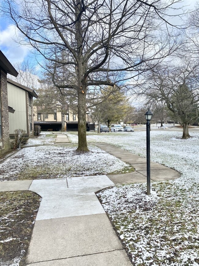Building Photo - 3 br, 2.5 bath House - 25123 Greenbrooke Dr