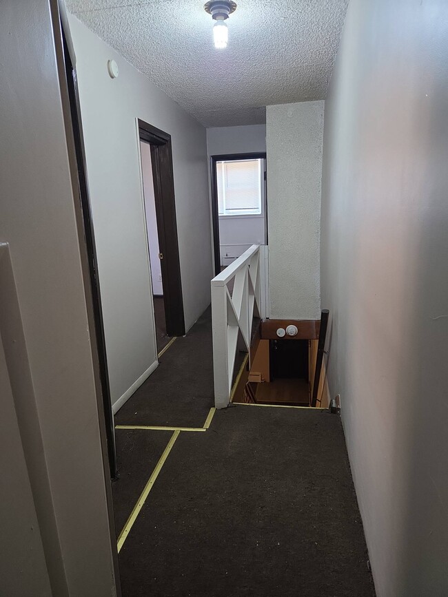 Building Photo - 2608 S Fairhill St