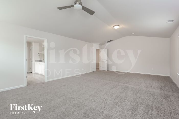 Building Photo - 600 Okame Ct