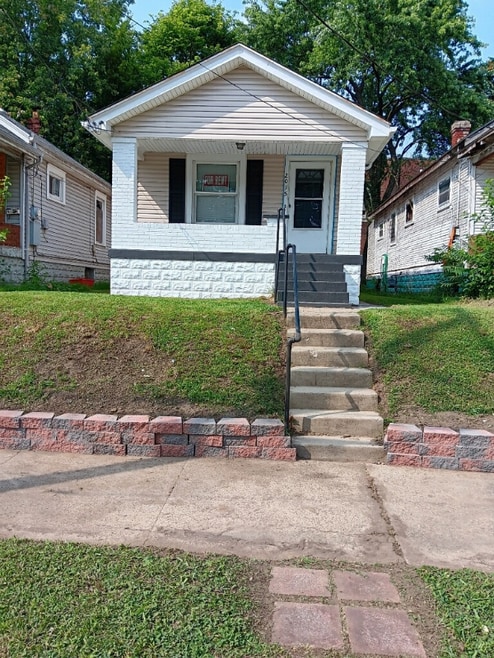 Building Photo - 2015 Standard Ave