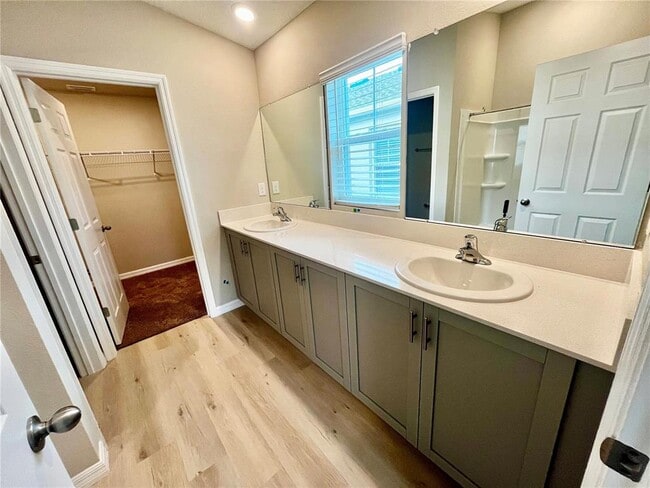 Building Photo - 14664 Gallop Run Dr
