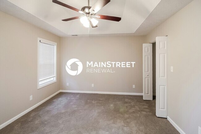 Building Photo - 3 Bedroom Pet-Friendly Home in College Park, GA with Main Street Renewal