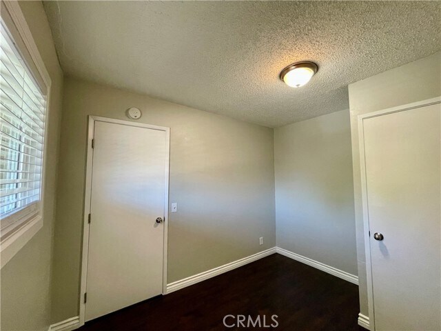 Building Photo - 383 Orchid Ln