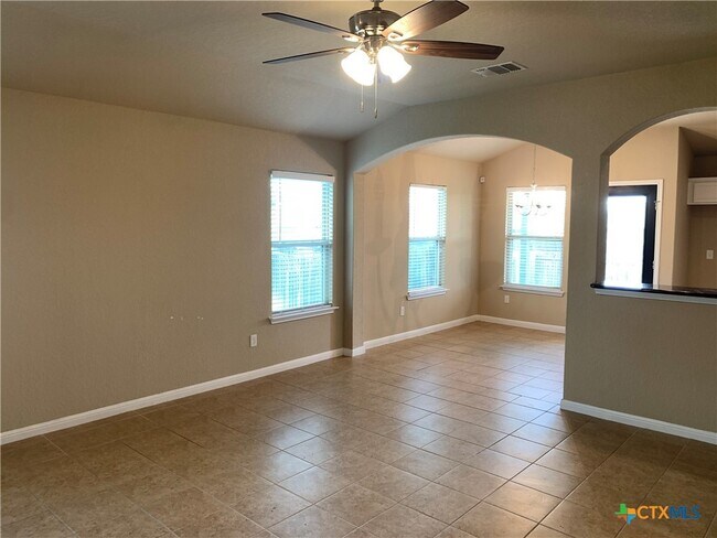 Building Photo - 2587 Diamondback Trail