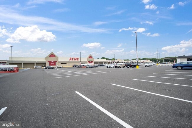 Building Photo - 3271 Red Lion Rd