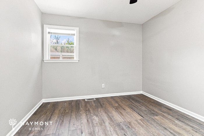 Building Photo - 3310 Jules Dr