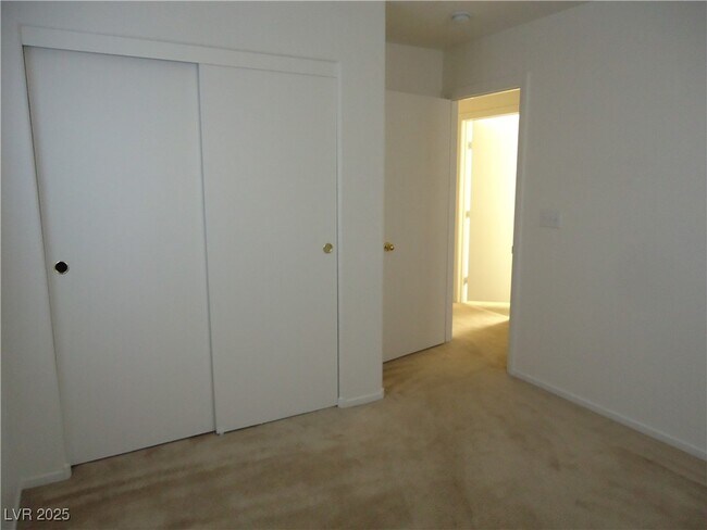 Building Photo - 9279 Sterling Hill Ave