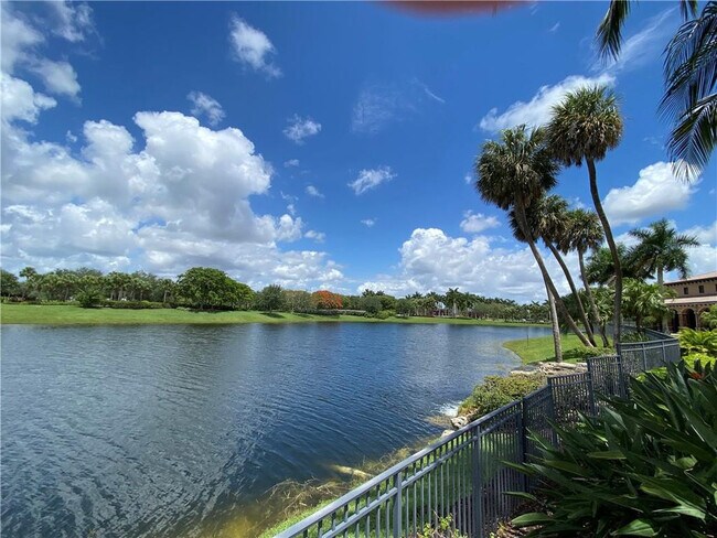 Building Photo - 8203 NW 128th Ln