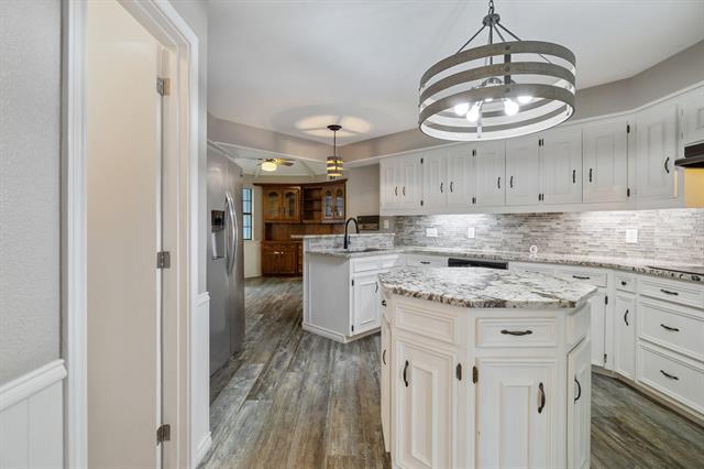 Building Photo - 1527 Estates Way