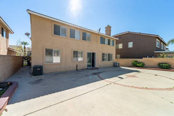Building Photo - 13544 Whipple St