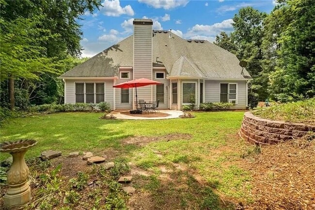 Building Photo - 3915 High Gables E