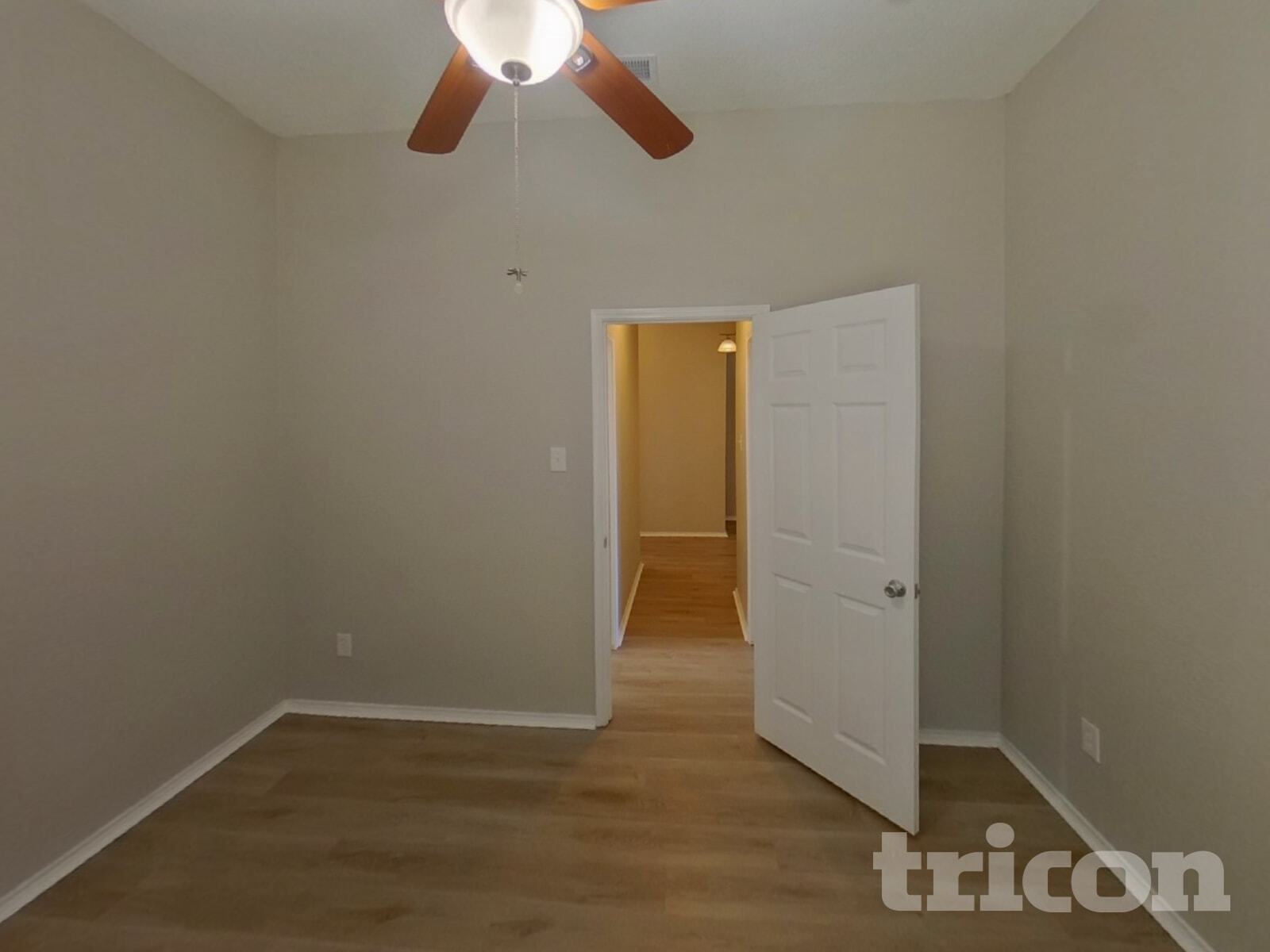 Building Photo - 421 Rowdy Dr