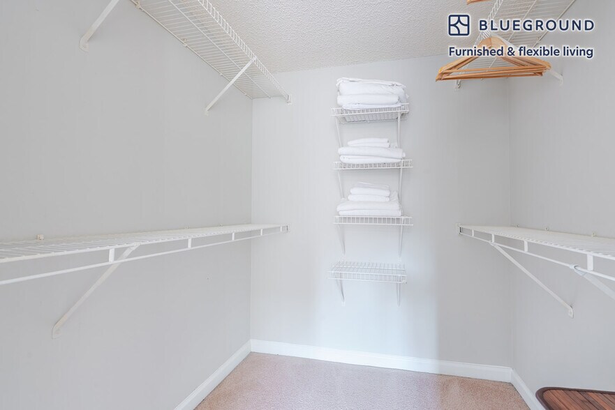 Building Photo - 2140 L St NW