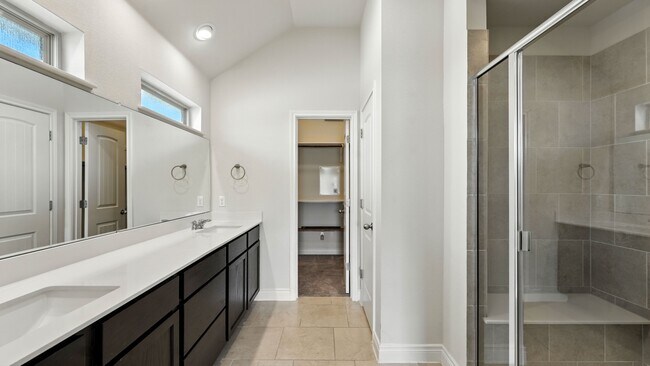 Building Photo - 490 Nautical Lp