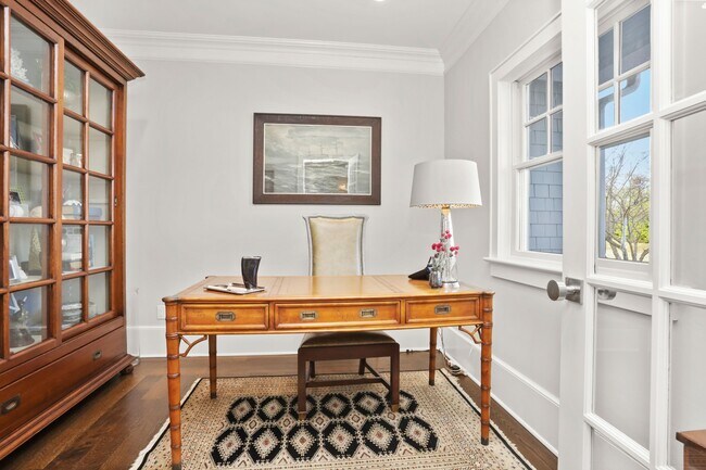 Building Photo - 30 Bayside Terrace