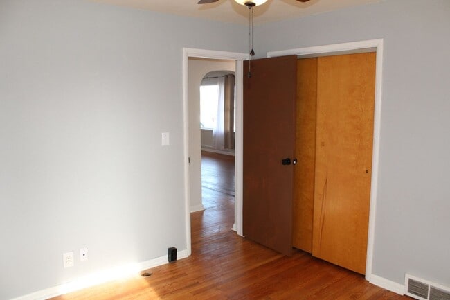 Building Photo - 4 Bedroom Ranch Home in Avon!