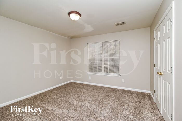 Building Photo - 4634 Idlewood Park