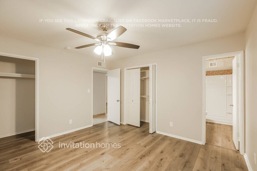 Building Photo - 486 W Gail Dr