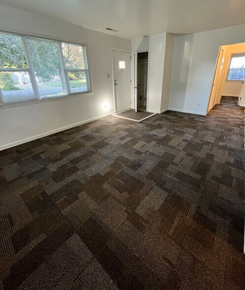 Living Room NE - 920 Spruce Street