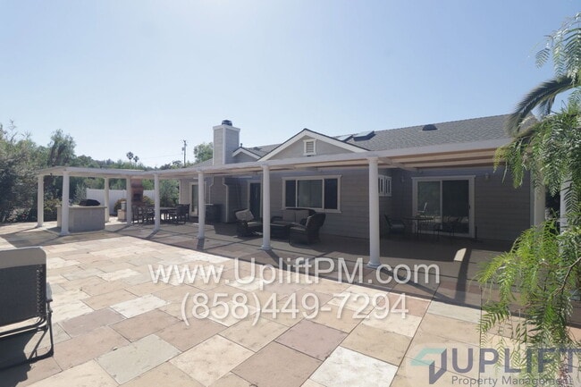 Building Photo - 22845 Vista Ramona Rd