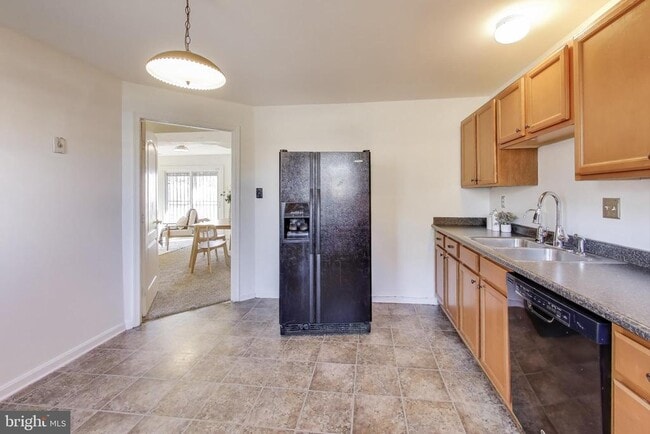 Building Photo - 1404 Pacific Ave