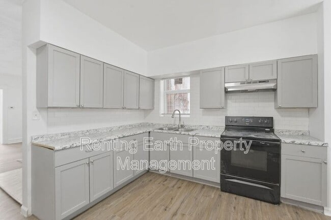 Building Photo - 3125 Clay Ave