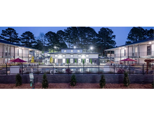 Large Pool area - Grayton on Dean