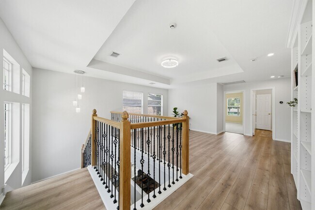 Building Photo - 1413 Whispering Pines Dr
