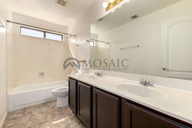 Building Photo - 3761 S Waterfront Dr