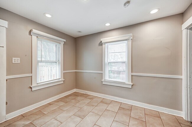 Building Photo - 5316 Markey Rd