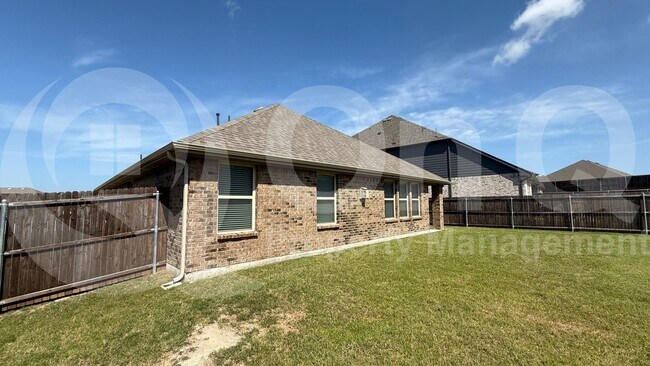 Building Photo - 402 Cliffmere Dr