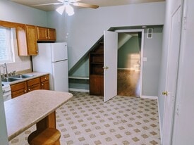 Building Photo - 2129 N Latrobe Ave