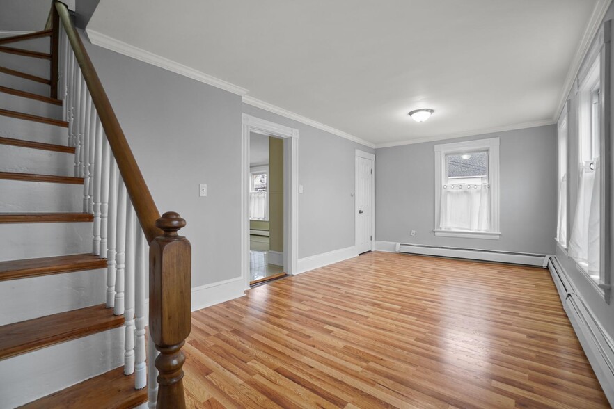 Building Photo - 119 Andover St