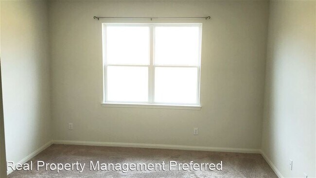 Building Photo - 20731 Solstice Point Dr
