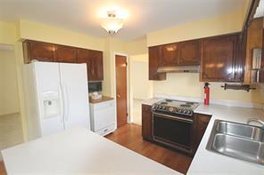 Building Photo - 6496 Calkins Rd