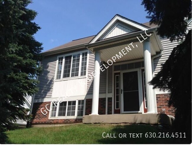 Primary Photo - 2388 Dawson Ln
