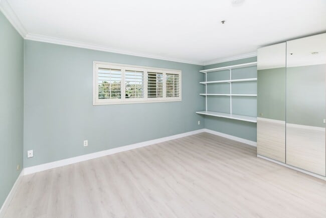 Building Photo - Beautiful Bankers Hill 2 bedroom condo