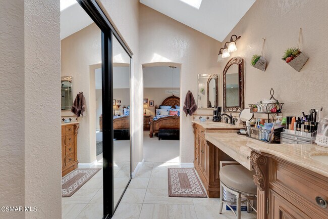 Building Photo - 4542 Skidmore Ct