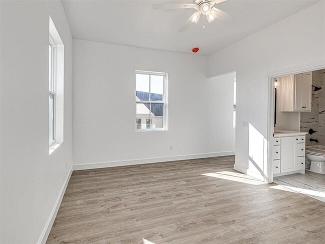 Building Photo - 29615 E Rdg Rd