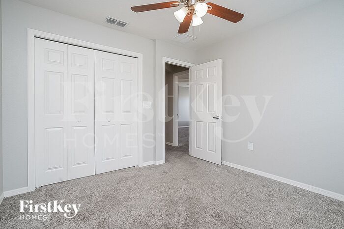 Building Photo - 3828 Sandhill Crane Dr