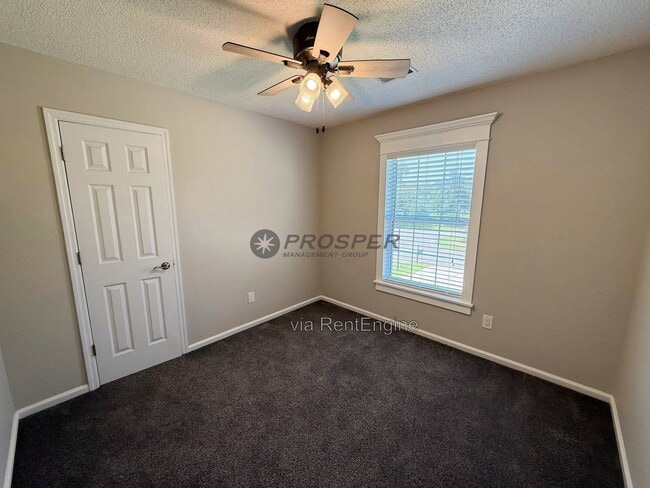 Building Photo - 578 Carters Grove Rd