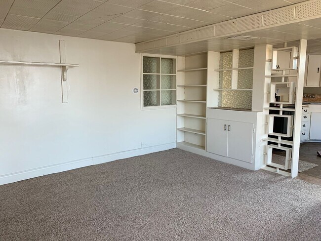 Building Photo - 1 Bedroom Apartment Close University of Utah