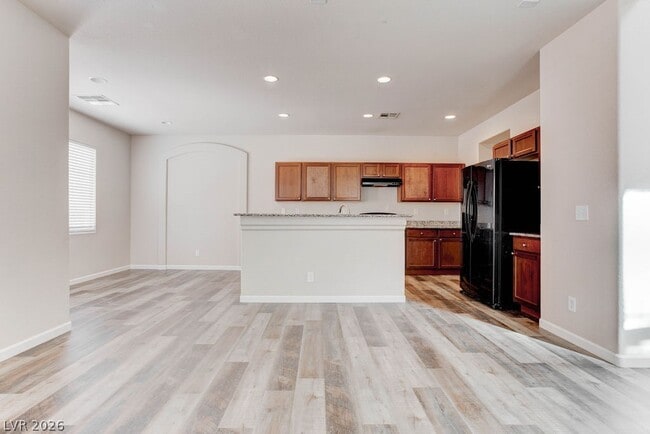 Building Photo - 1133 Via Rocca