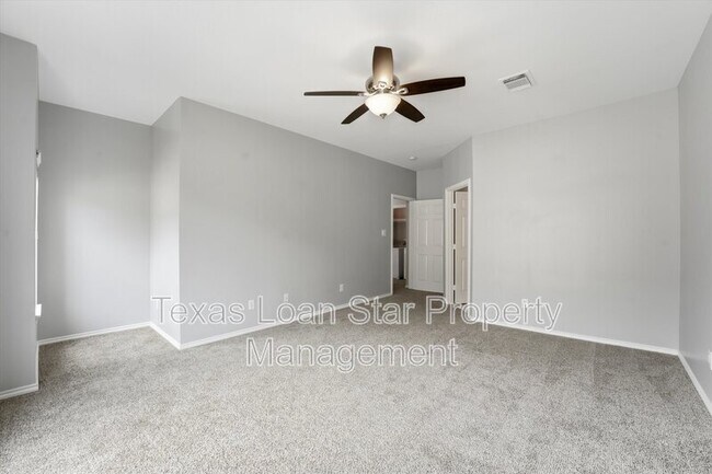 Building Photo - 1507 Sutton St