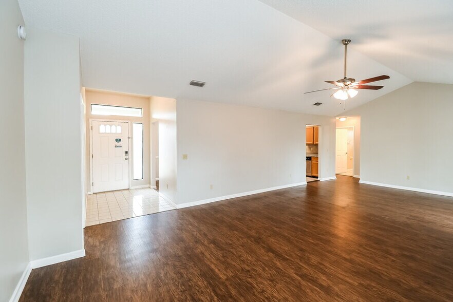 Building Photo - 4510 Austrian Ct