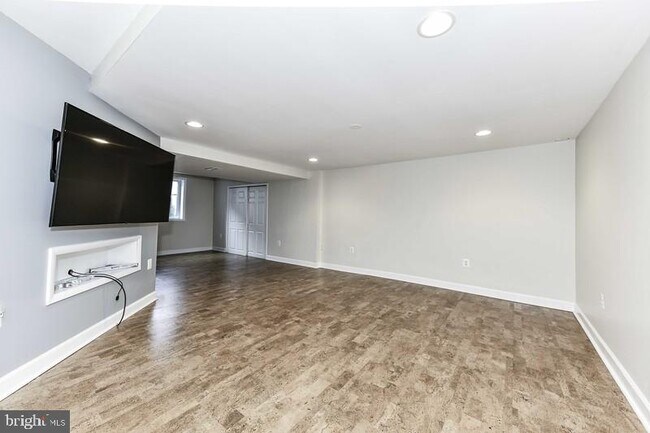 Building Photo - 14709 Muddy Creek Ct