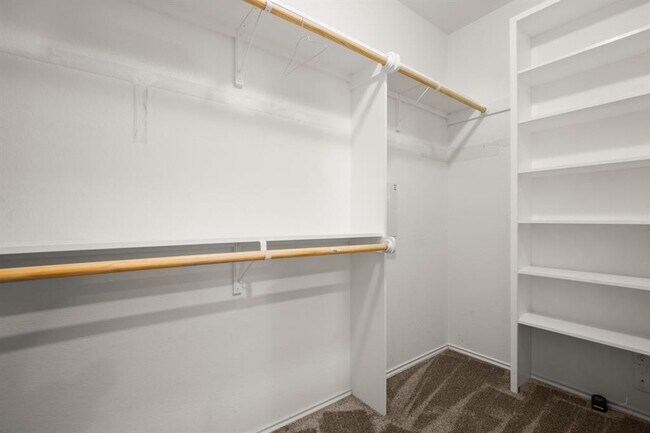 Building Photo - 243 Mancos Dr