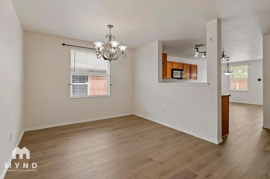 Building Photo - 13139 Ambrose Dr