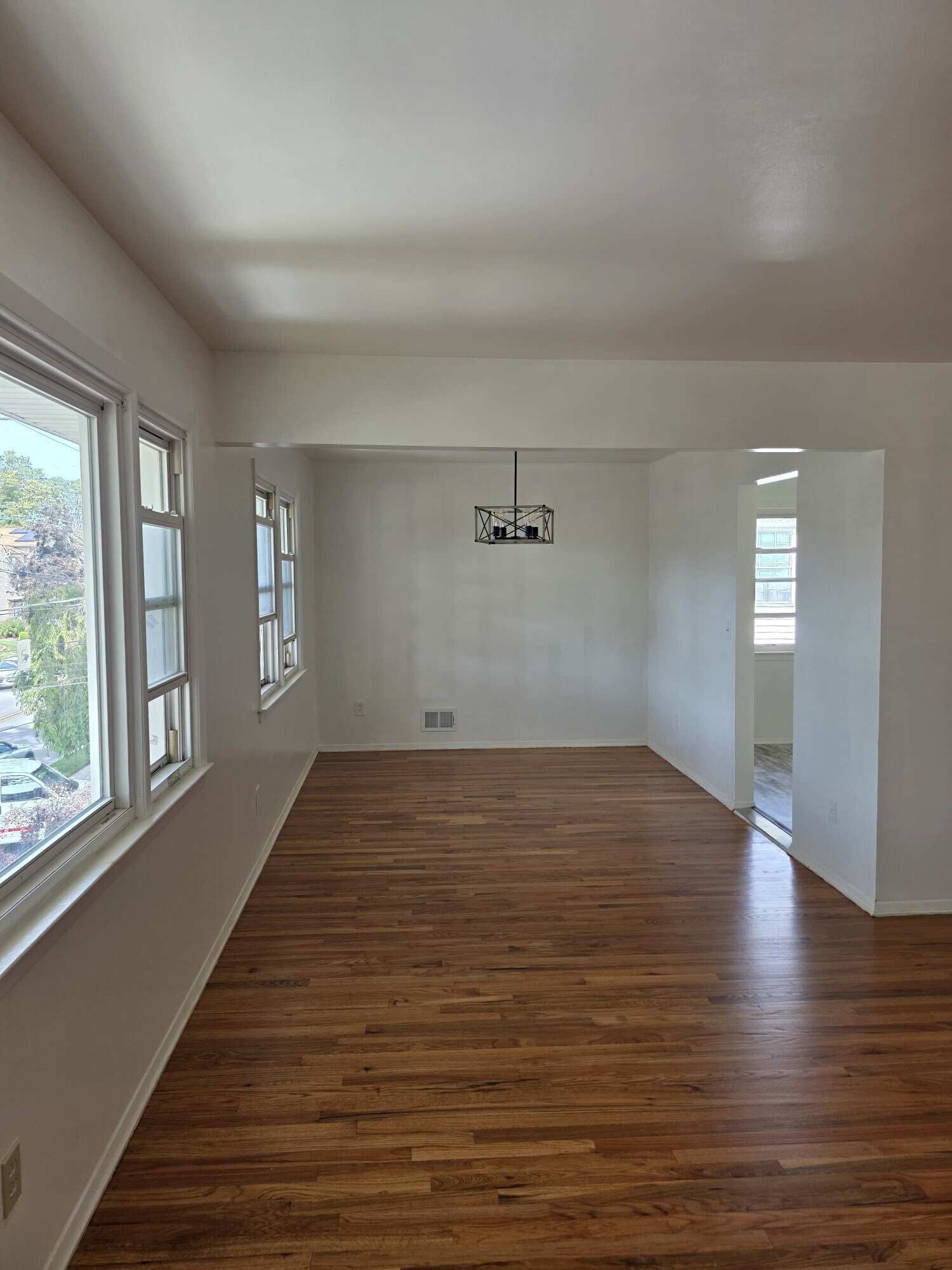 Building Photo - 1209 Commerce Ave