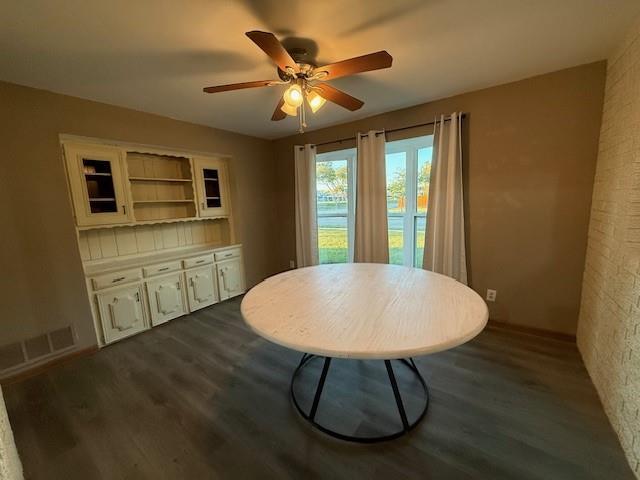 Building Photo - 3612 Brookshire Dr